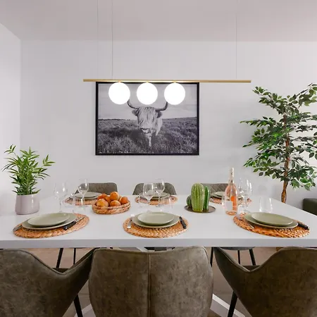 Duquesa Village 2450 Apartamento *